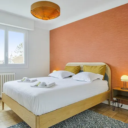 T3 Design Et Familial Avec Parking Proche Commodites *