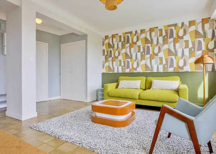 T3 Design Et Familial Avec Parking Proche Commodites *