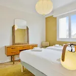 T3 Design Et Familial Avec Parking Proche Commodites